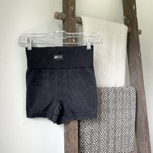 Bo+Tee Switch Shorts